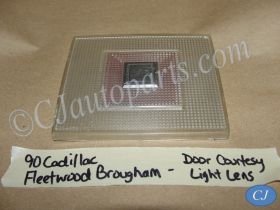 1977 1978 1979 1980 1981 1982 1983 1984 1985 1986 1987 1988 19989 1990 1991 1992 Cadillac Fleetwood Deville RWD Door Panel Courtesy Light Lens Emblem Cover